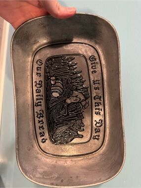 Wilton Armetale Pewter-Tone Bread Tray with Raised Wheat Motif